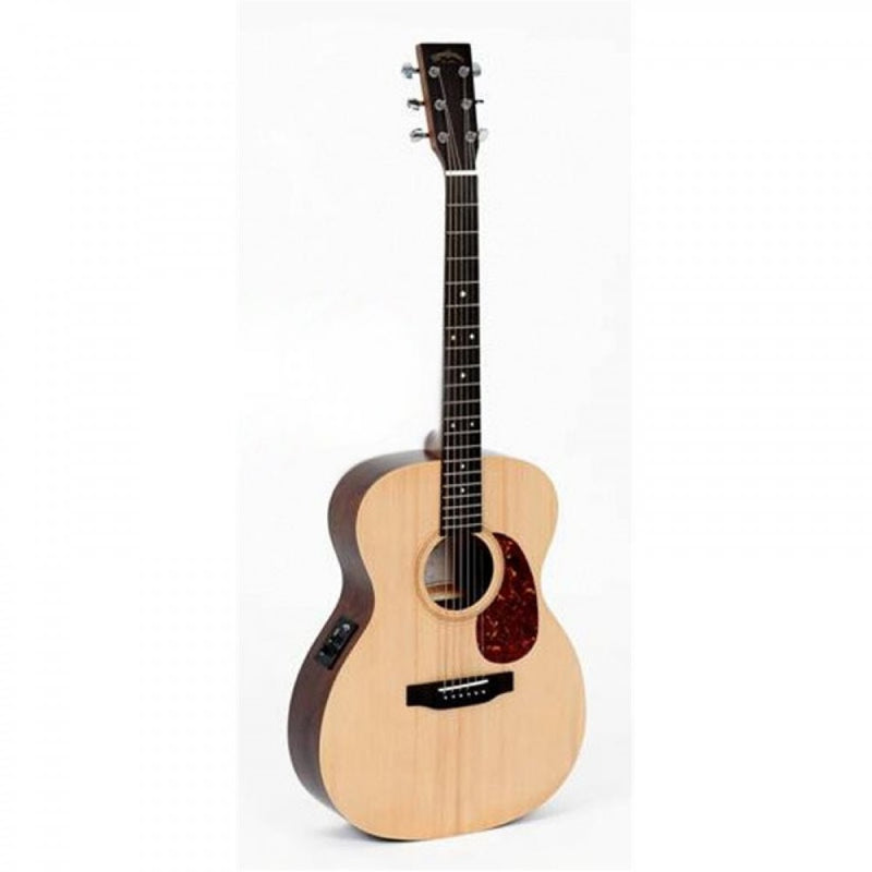 Sigma 000ME Folk Size Acoustic/Electric Guitar.