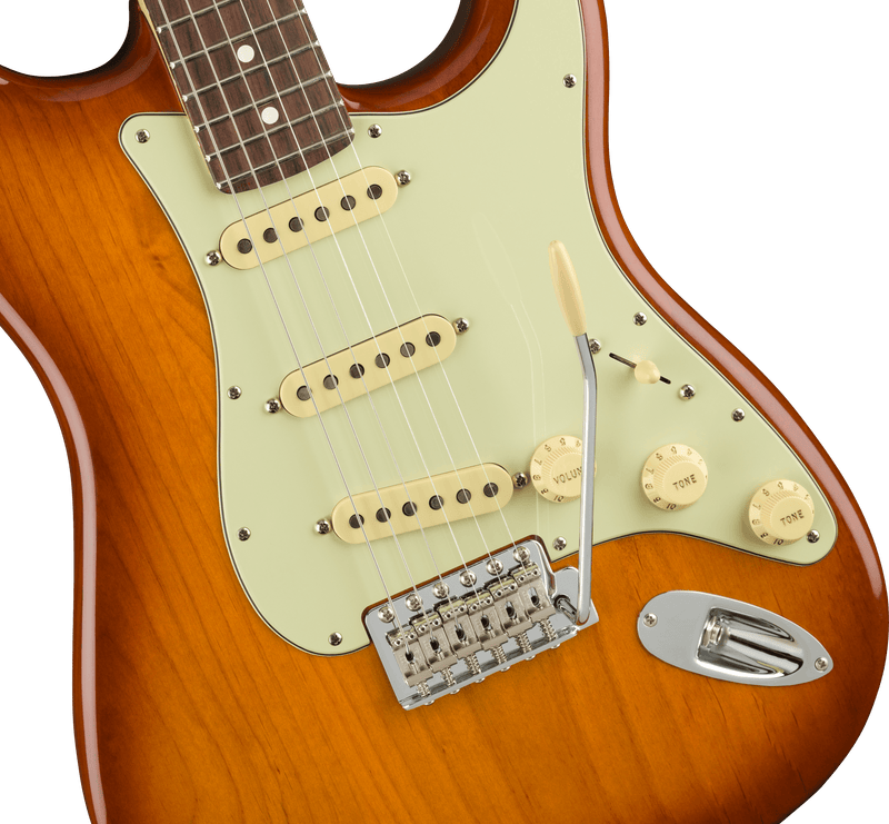 American Performer Stratocaster, Rosewood Fingerboard, Honey Burst w/ Gig Bag