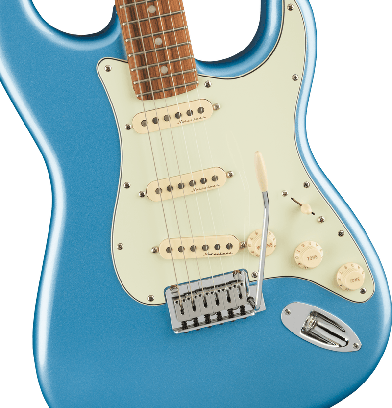 Player Plus Stratocaster, Pau Ferro Fingerboard, Opal Spark