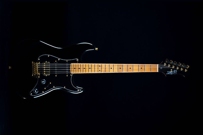 Jet JS-400 HSS Electric Guitar - Roasted Maple Neck - Black, Gold Hardware