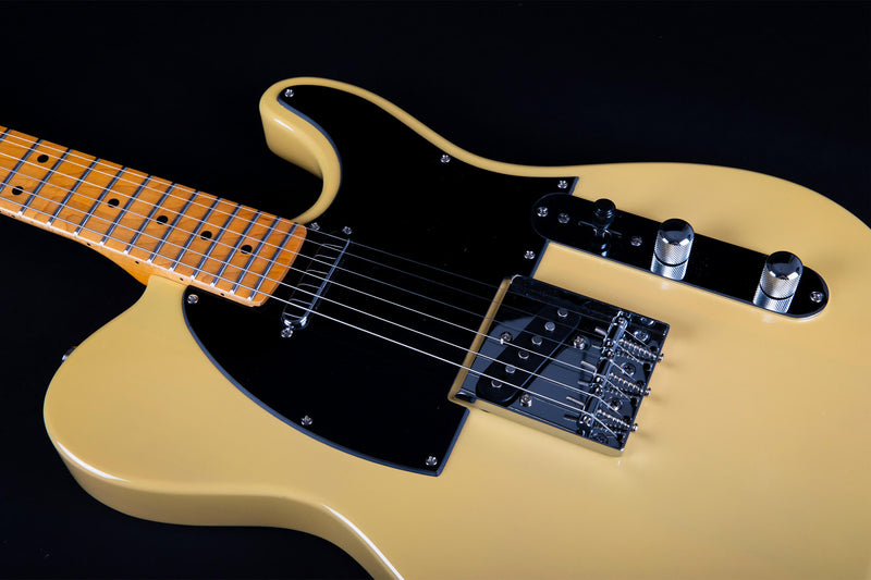 Jet JT-350 Electric Guitar - Roasted Maple Neck - Butterscotch