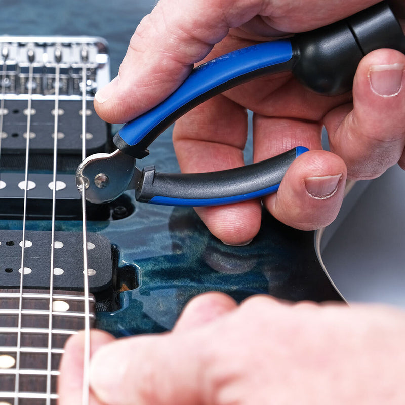 Music Nomad "Grip One" All in One String Winder, Cutter & Puller