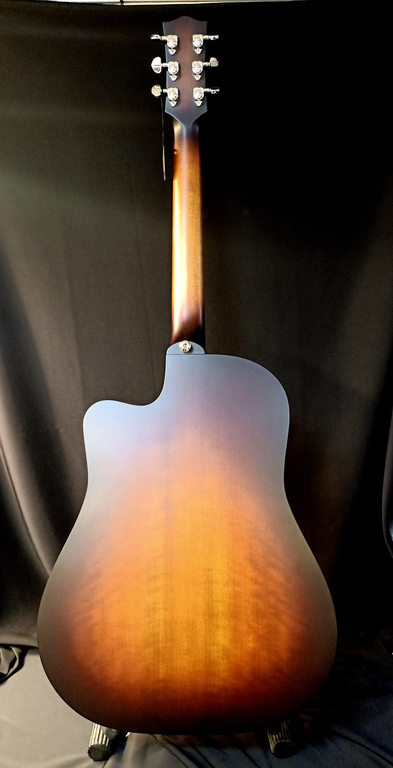 Maton SRS60C Solid Road Series Acoustic Guitar - Sunburst